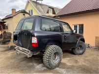 Nissan patrol y61 zd30 M57 4 locuri autoutilitara n1