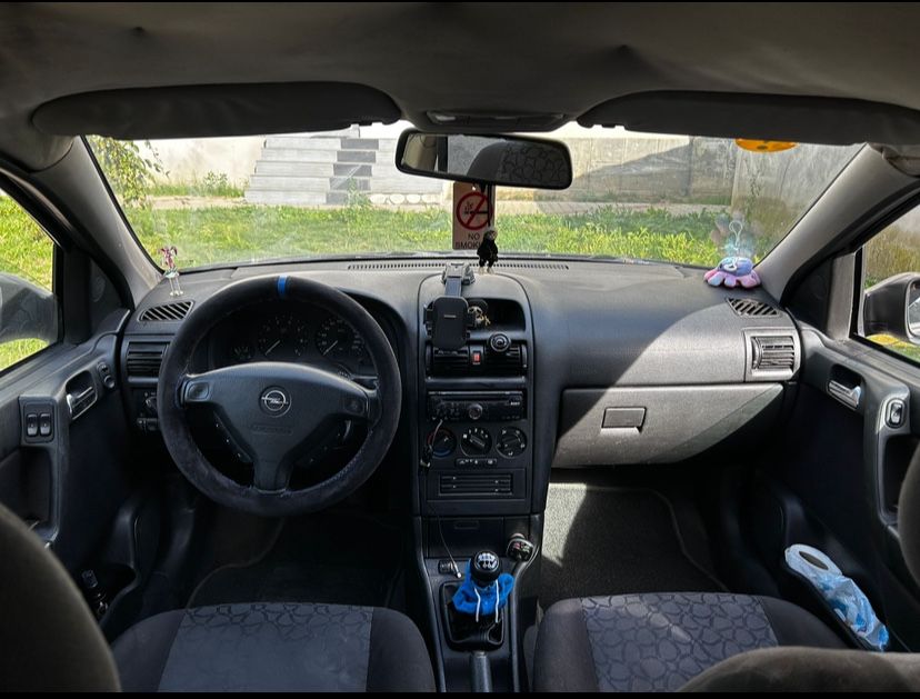 Vand opel astra g 1.6 benzina 8 valve 2001 hatchback
