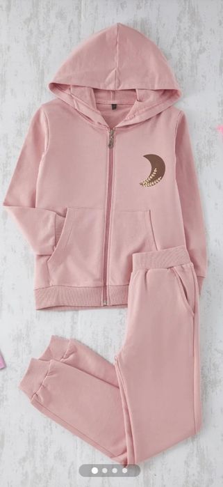 Vând trening fetiță