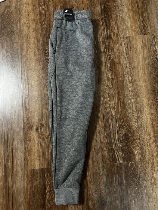 Pantaloni trening Nike tech