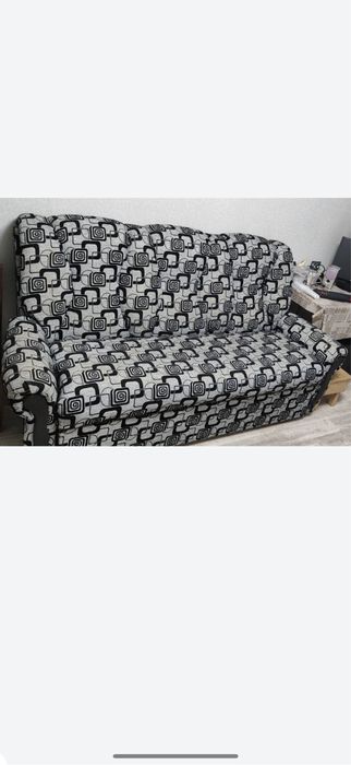 Продам диван в хорошем состоянии