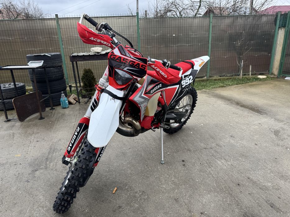 Motocicleta enduro gasgas ec300 inscris