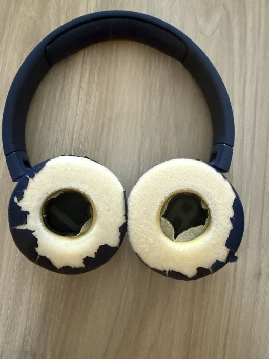 Безжични слушалки JBL 520BT