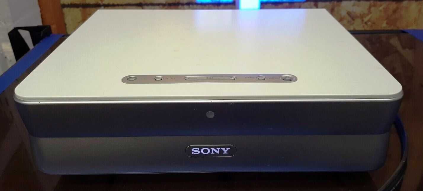 Продам портативный проектор Sony