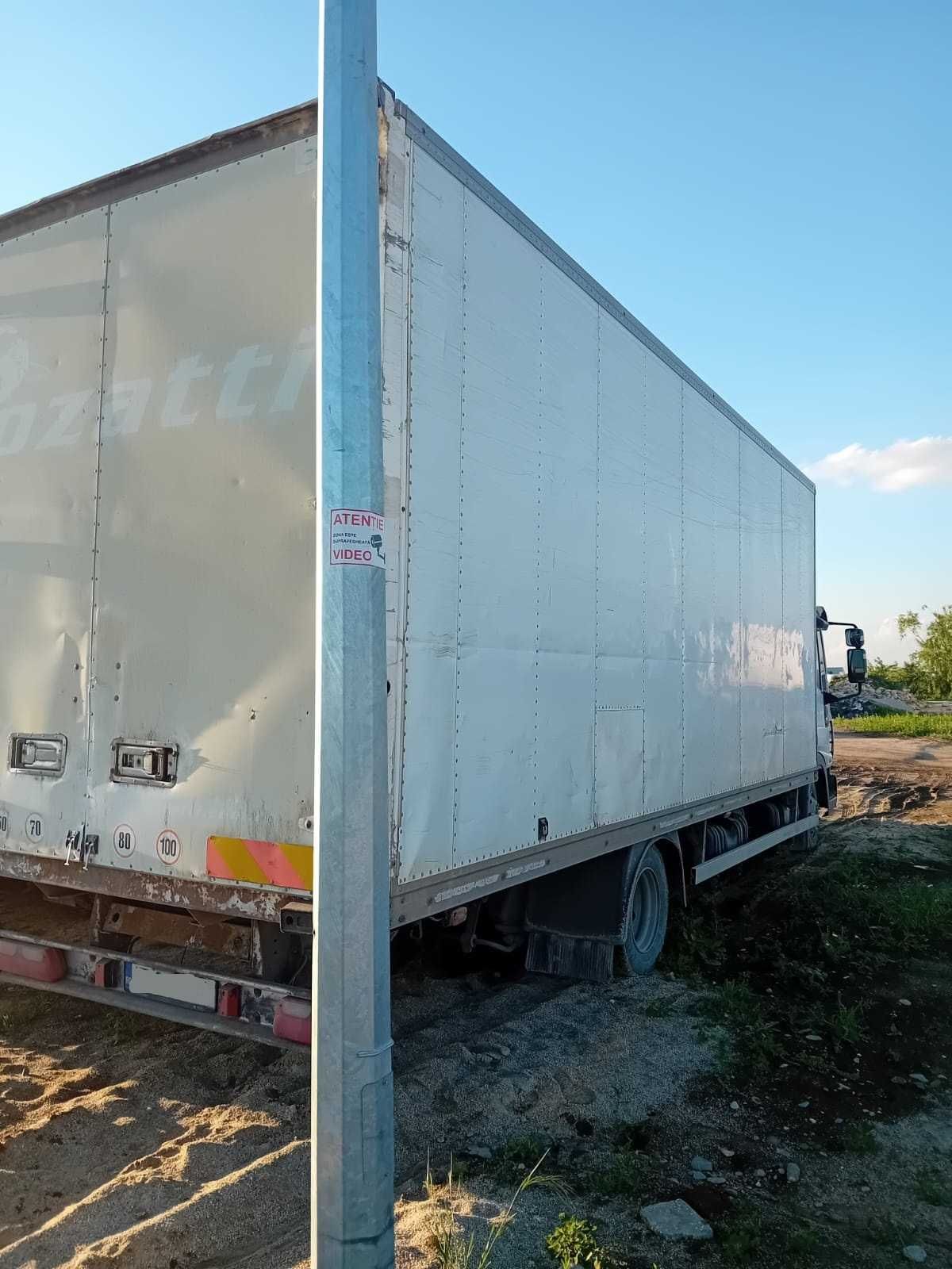 Vând camion iveco eurocargo, 7.5 t, an 2006