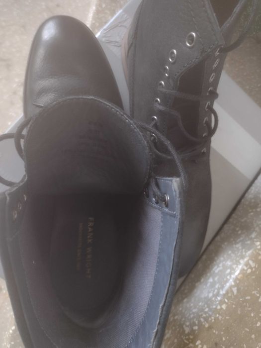 Ghete negre  inalte numarul 42