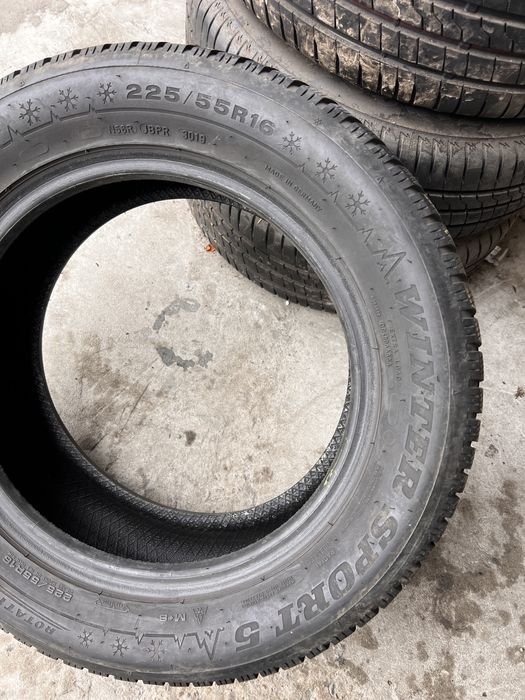 2 anvelope iarna 225/55/16 , Dunlop , DOT 2019 !