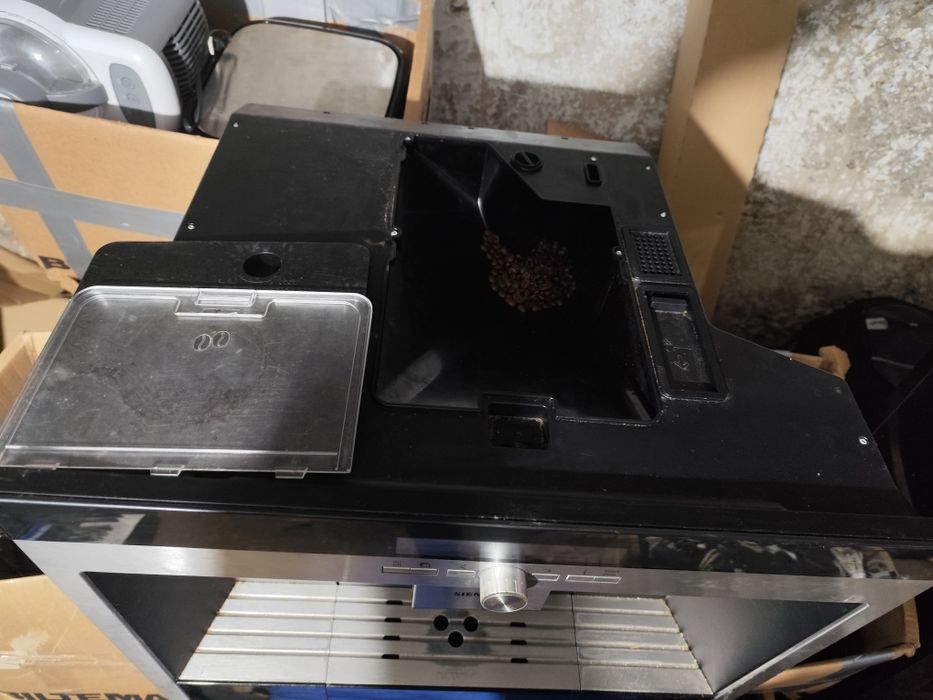 Vând – Espressor încorporabil Siemens TK76K573