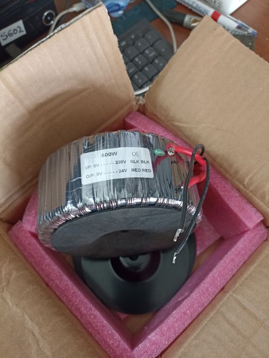 Transformator toroidal nou 24V/600 W/ 25 Amperi. 4.7 Kg.