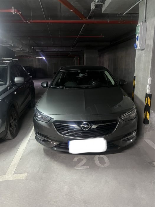 Opel Insignia B 1.5 Turbo benzină 165 CP Automat | 90.000 km |