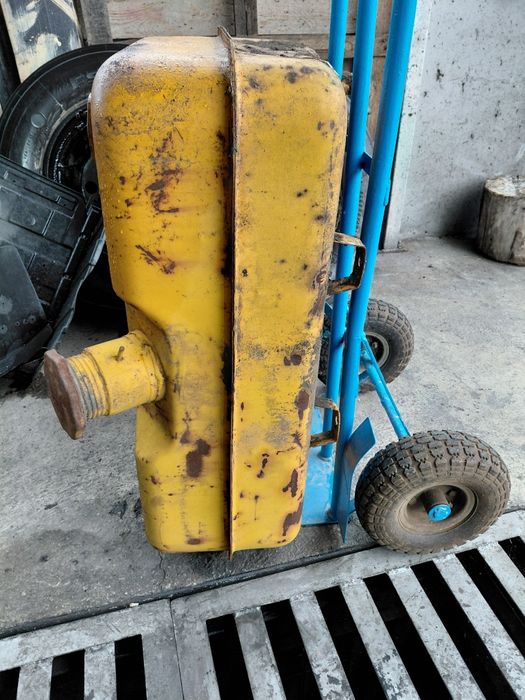 Цистерна 4 куб.и2куб.