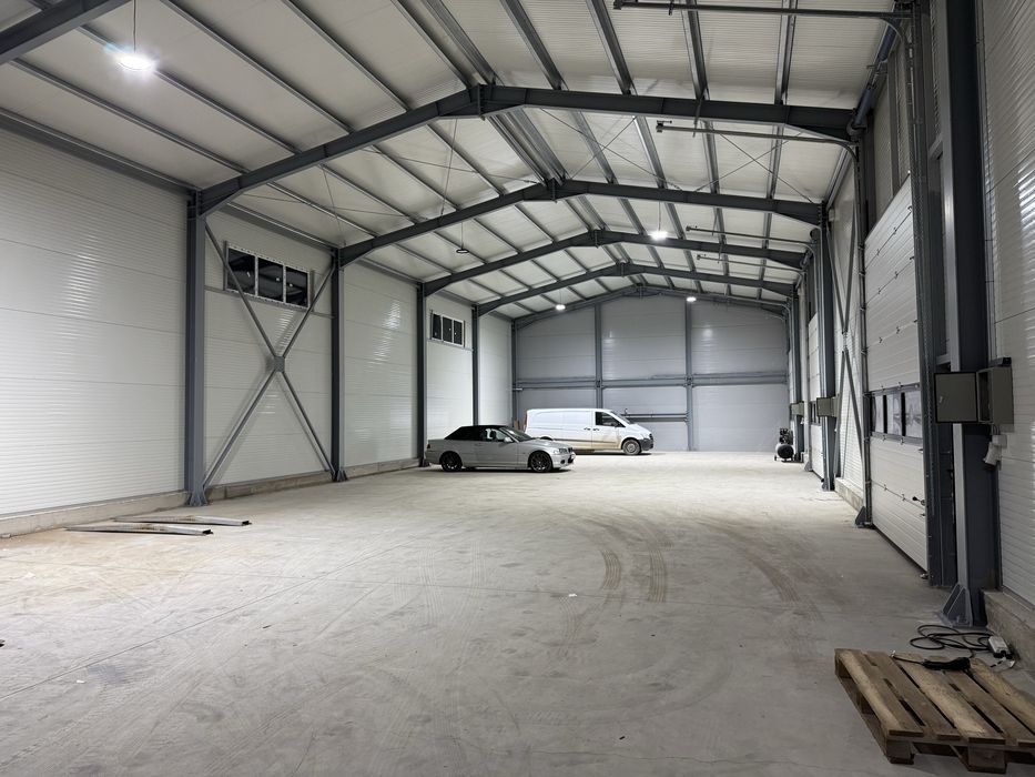 Hale/ depozite/birouri de inchiriat