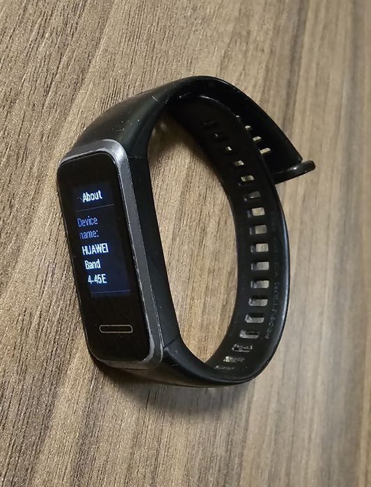 Фитнес гривна Huawei Band 4
