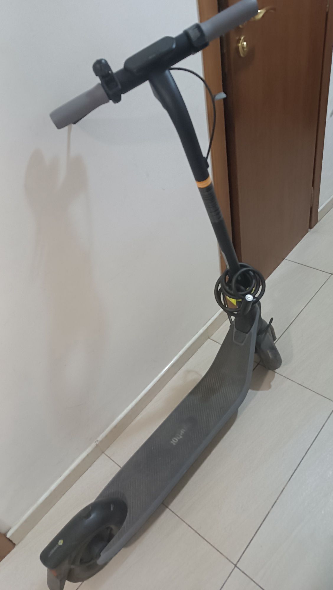 Тротинетка Ninebot Kickscooter E2 pro