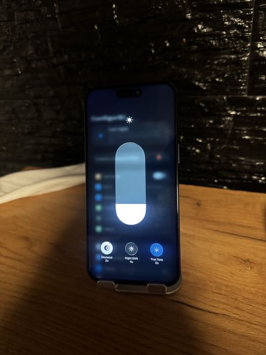 Vand /Schimb iphone 15 pro Max