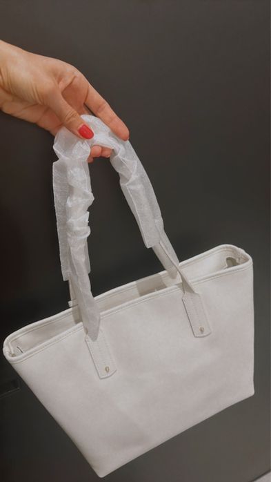 Нова бяла Чанта Furla