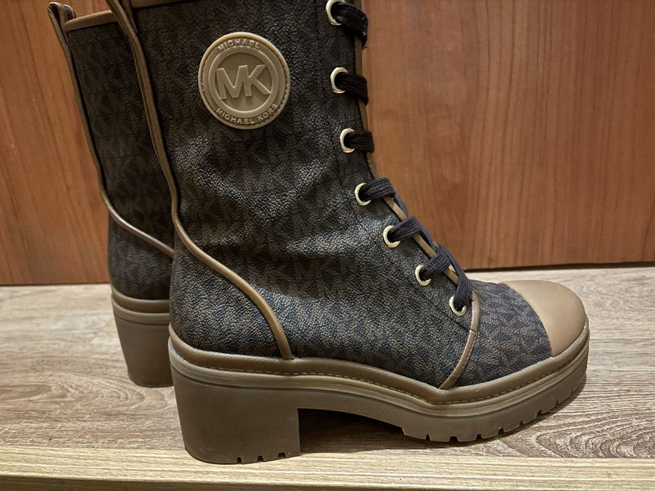 Боти Michael Kors