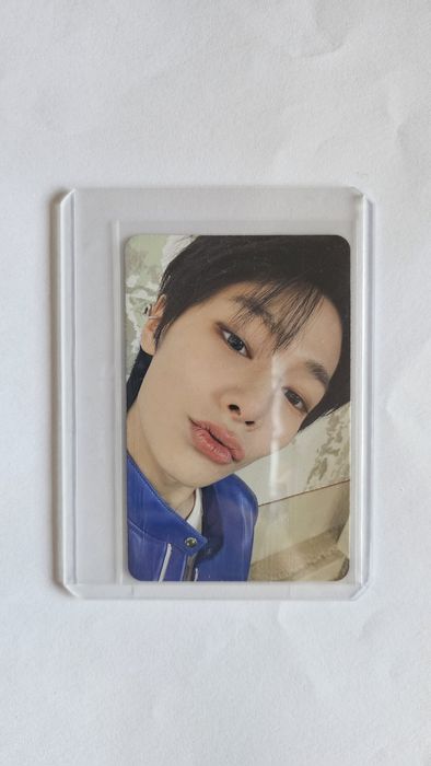 Оригинални картички на I.N Stray Kids