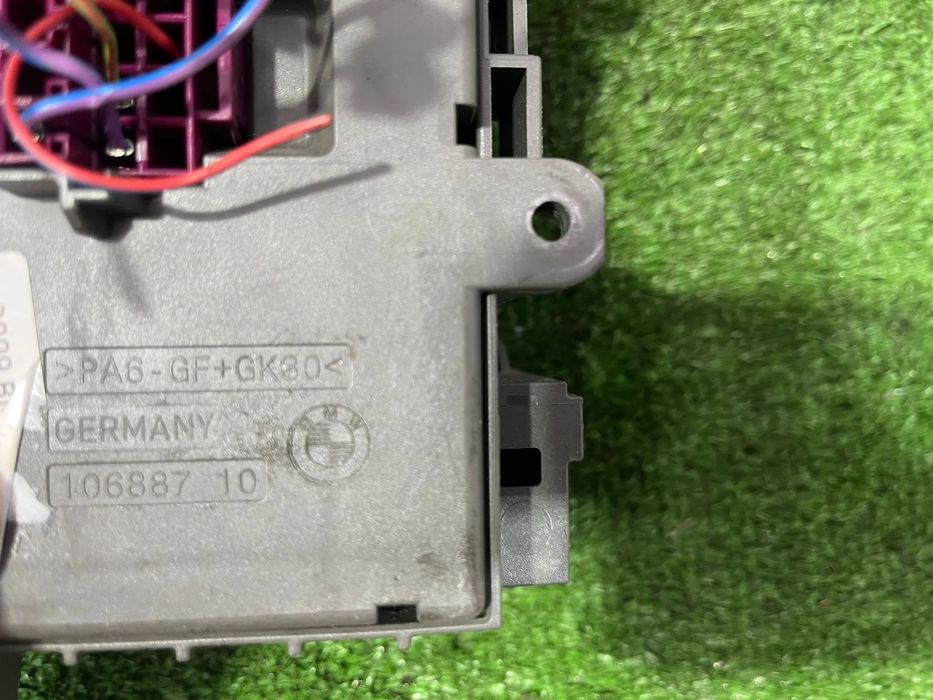 PANOU SIGURANTE BMW SERIA 3 E90 LCI 318D 2.0 DIESEL 2009 COD OEM 10688710 911944604 2005-2013