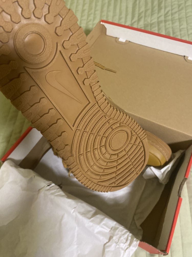 Маратонки / кецове Nike