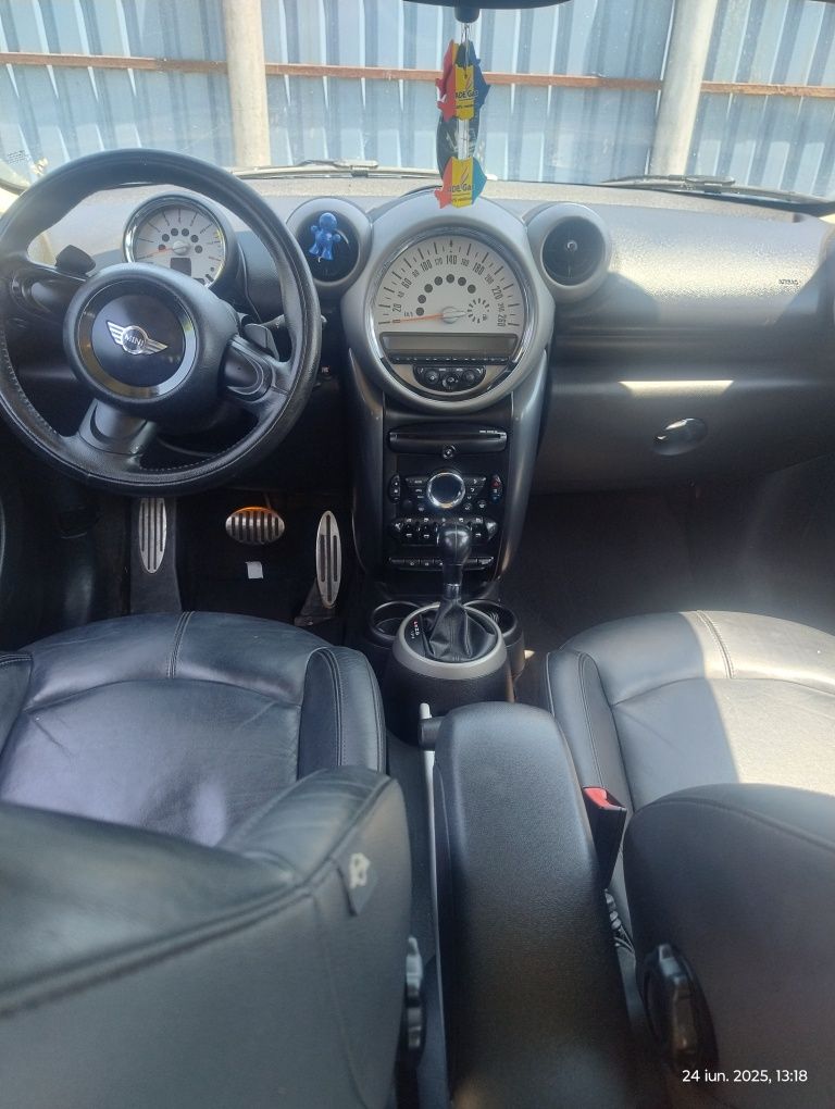Mini cooper countrynam s all4