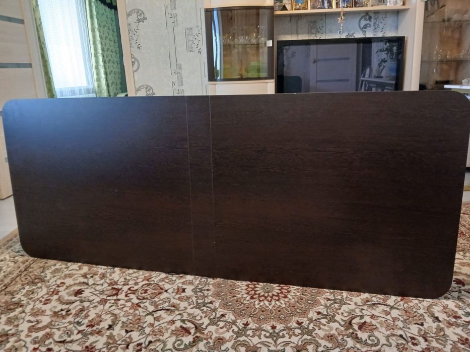 Продам стол 2 метра