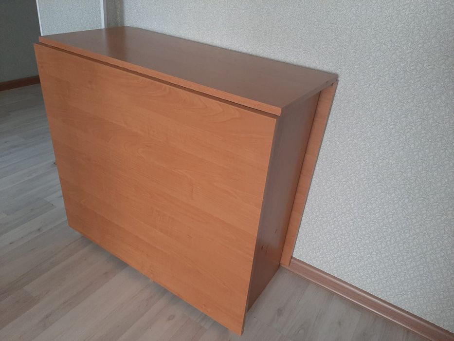 Продам стол-книжку