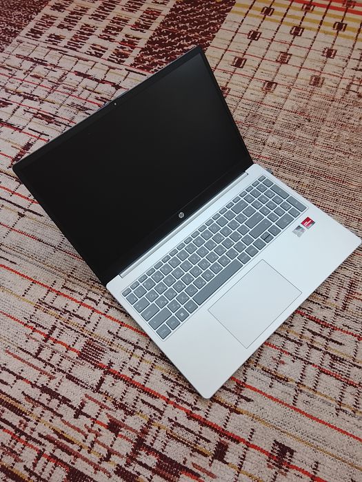 Ноутбук HP 15-fc0082ci 15.6" / 16 Гб / SSD 512 Гб