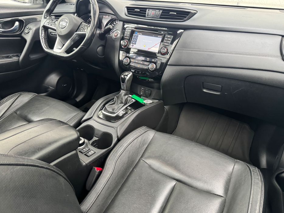 Nissan X-trail Facelift 4x4 cutie automata 2.0 diesel in RATE FIXE