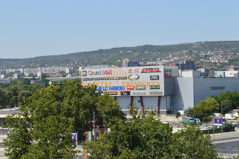 Продава се Четиристаен апартамент в Варна, Гранд Мол Варна - 94 кв.м за 1862 €/кв.м - Снимка #1