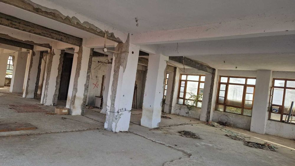 Vand constructie azil de batrani