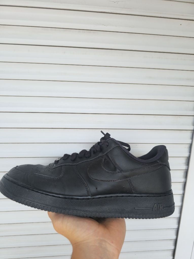 Nike Air Force 1 Черни, номер 45 - Оригинални, Отлично Състояние