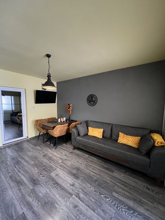 Дава се под наем Гараж / Паркомясто в Варна, Погреби - 65 кв.м за 433.5 € - Снимка #3