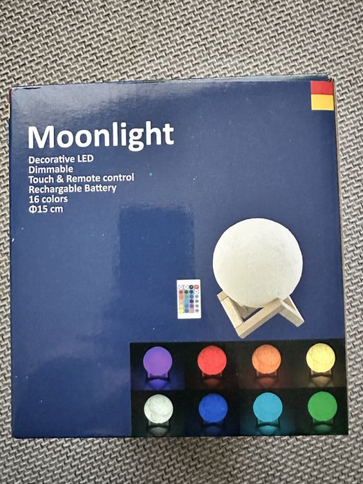 Lampă de veghe / veioză - Lună plină - nouă