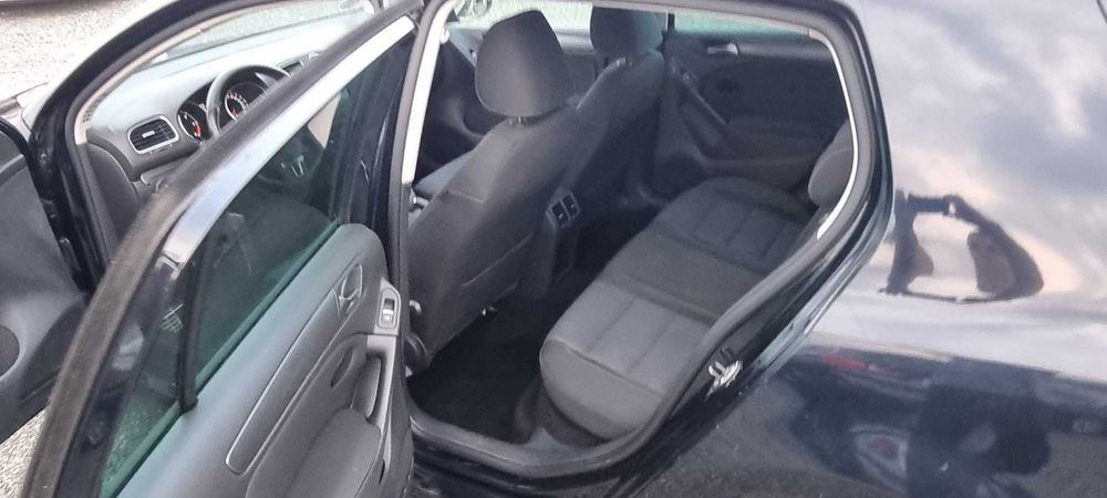VW Golf 6 1.6 TDi 105 Cp 2011 Euro 5 Rate sau Cash