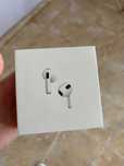 Apple AirPods 3.