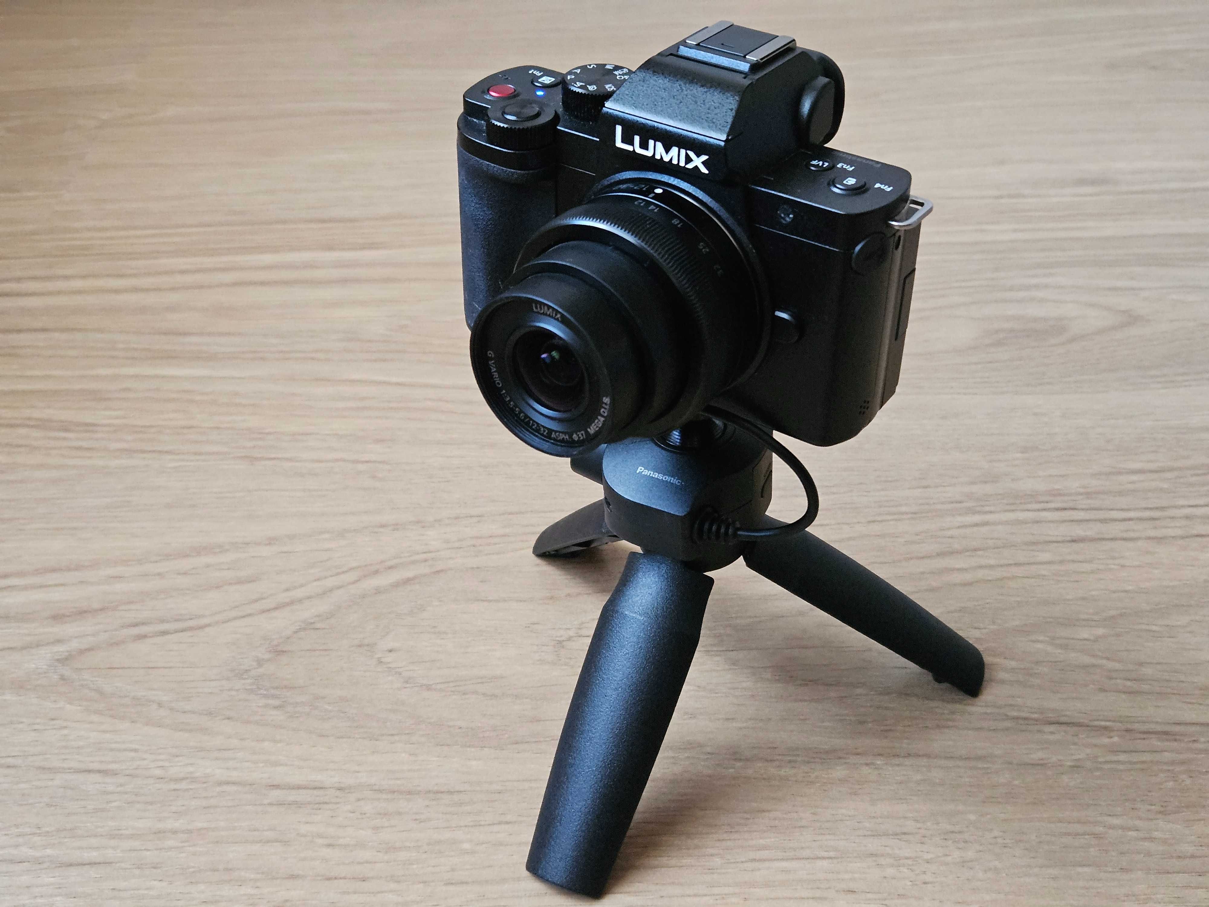 Panasonic Lumix G100 + accesorii