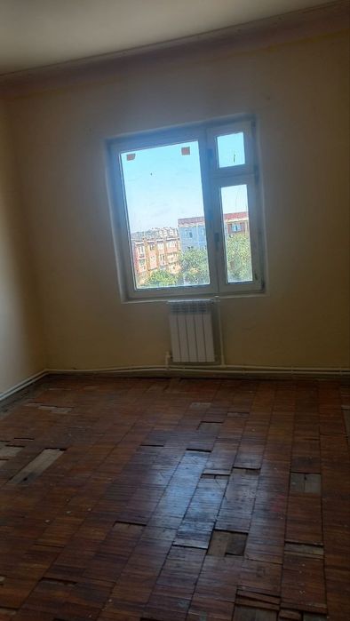 4 Xonali uy sotiladi.