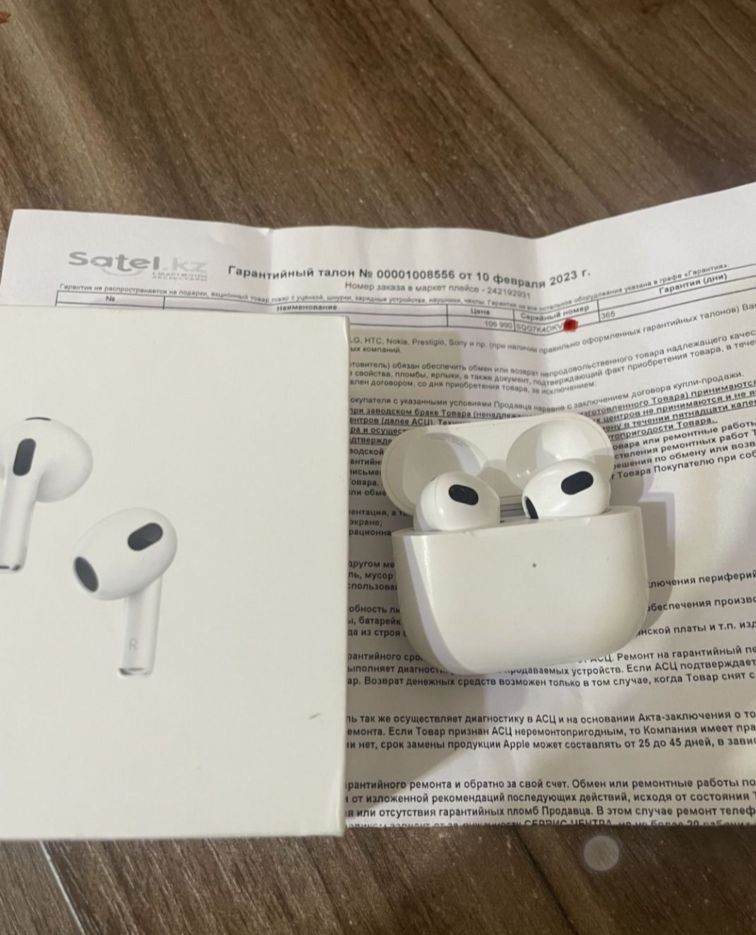 Продаю airpods pro в отличном состоянии без царапин