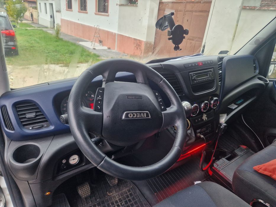 IVECO DAILY 35S18 2017 3.0