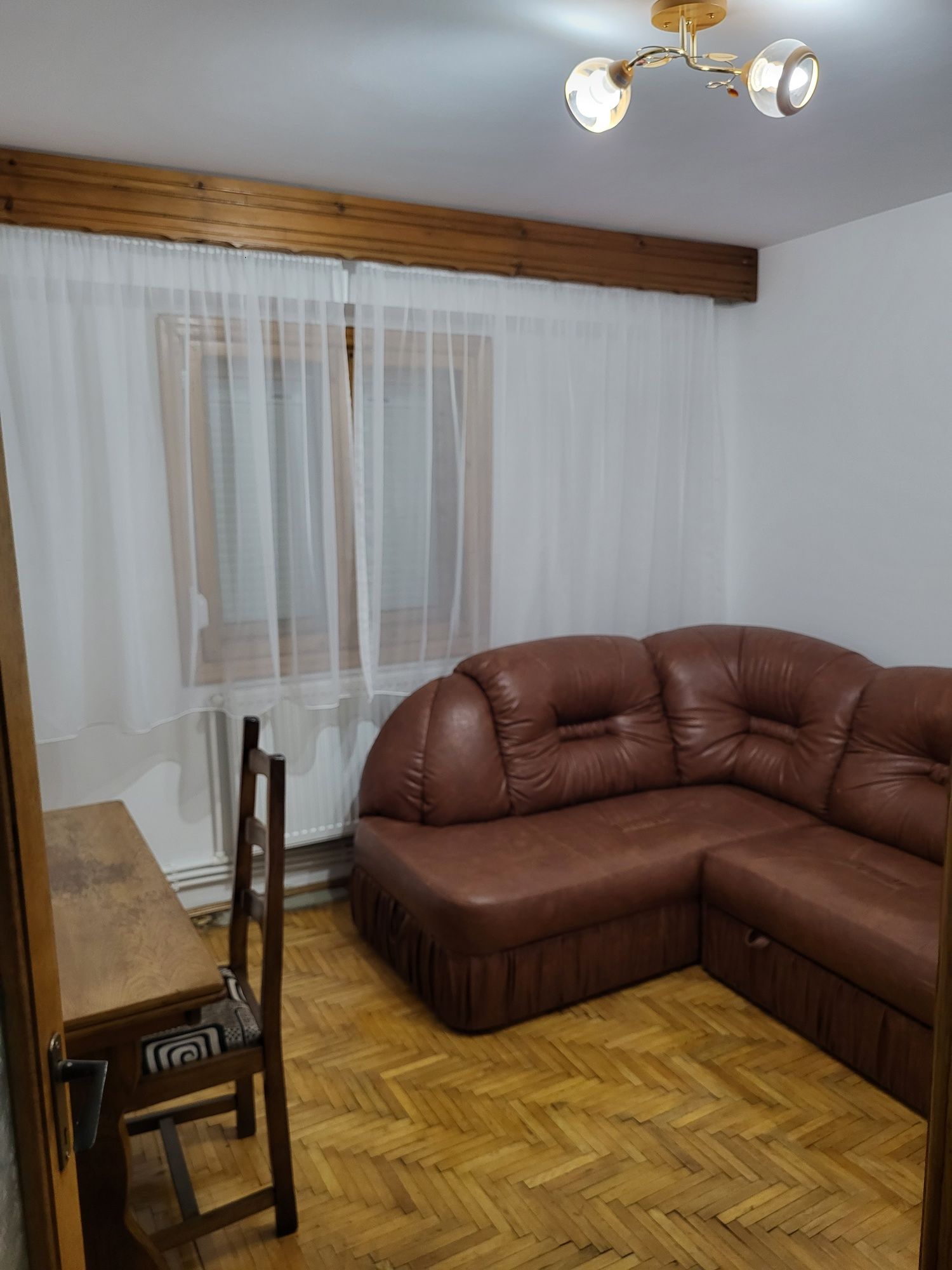 Apartament 2 camere de inchiriat