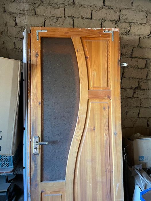 5 есік 50 мың тг не сатылады срочно барлық есік іштен сырттан құлтанад