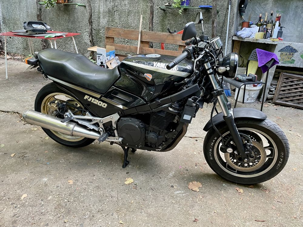 Yamaha FJ1200 на части
