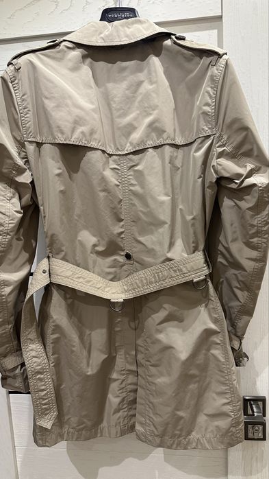 Плащ тренч для стильных