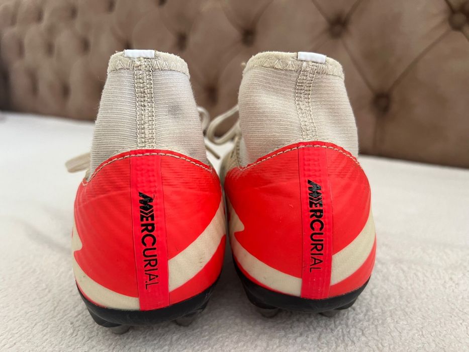 Adidasi fotbal crampoane Nike Hipervenom 38,5, Nike Air 39