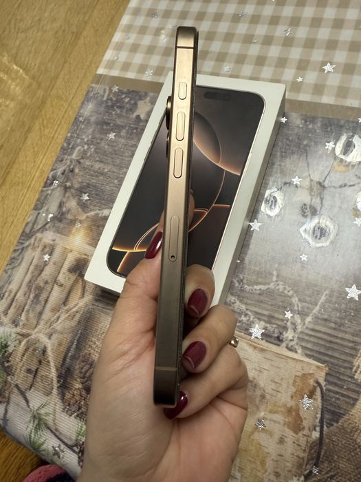 Iphone 16 Pro Desert Titanium