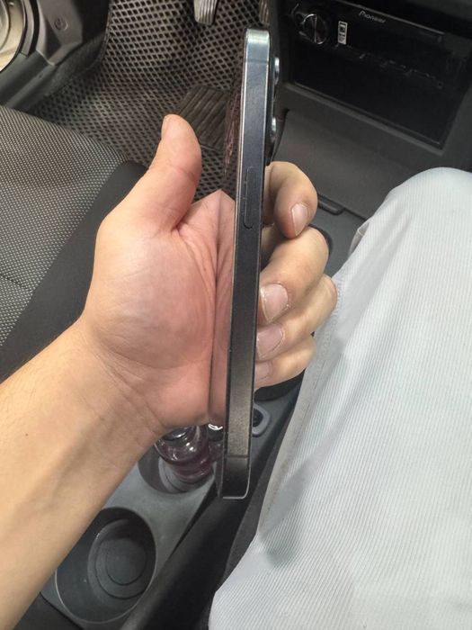 Iphone 15 pro 128 gb