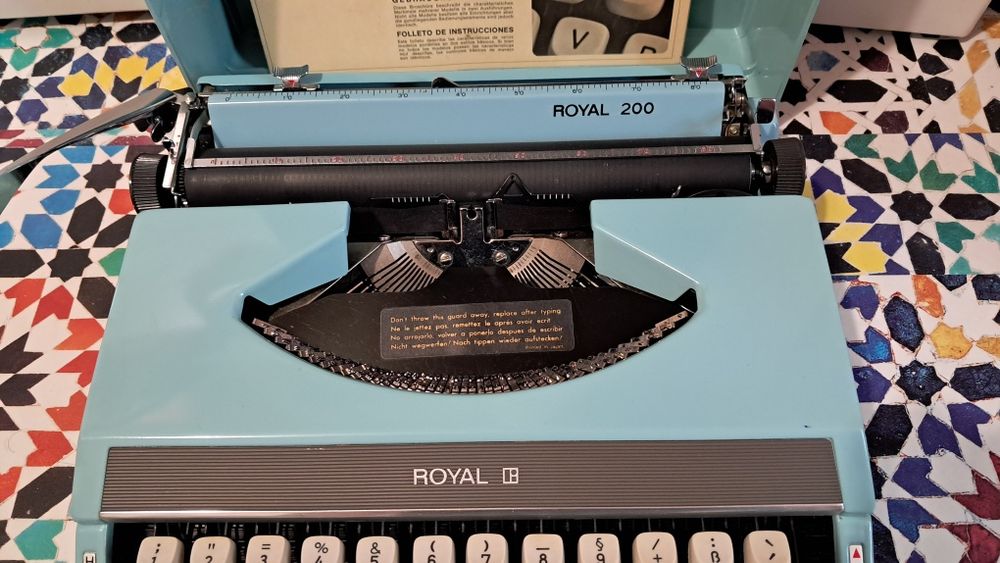 Mașină de scris ROYAL
