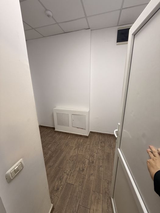 Inchiriez Spatiu Comercial în Militari Residence