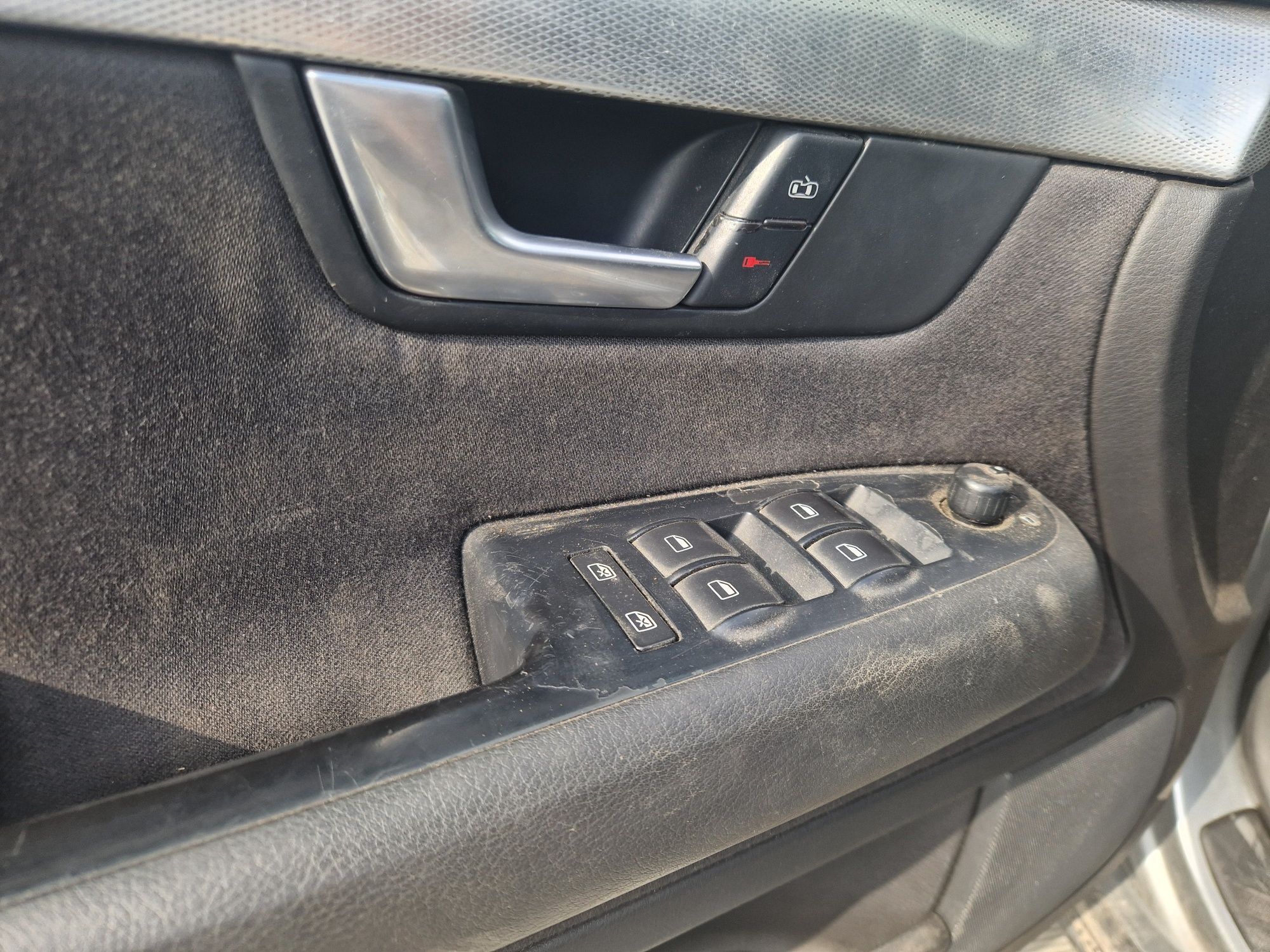 Audi A4 B6 (НА ЧАСТИ)